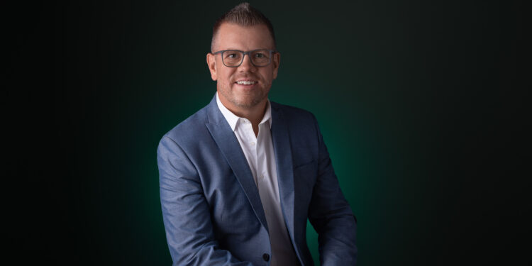 Richard Eglon, Nebula