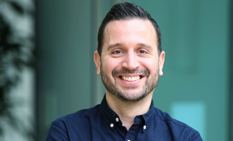 Andre Azevedo, Telana