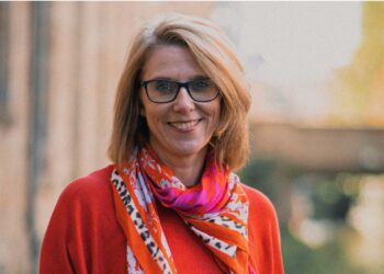 Helen Curtis, Coterie