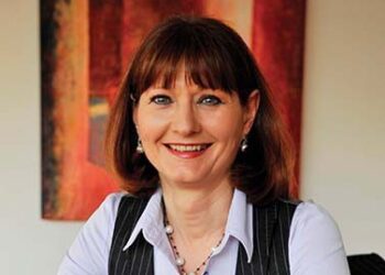 Yolanta-Gill, European Electronique