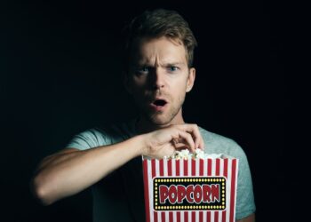 8 popcorn moments as government sizes UK managed services market
