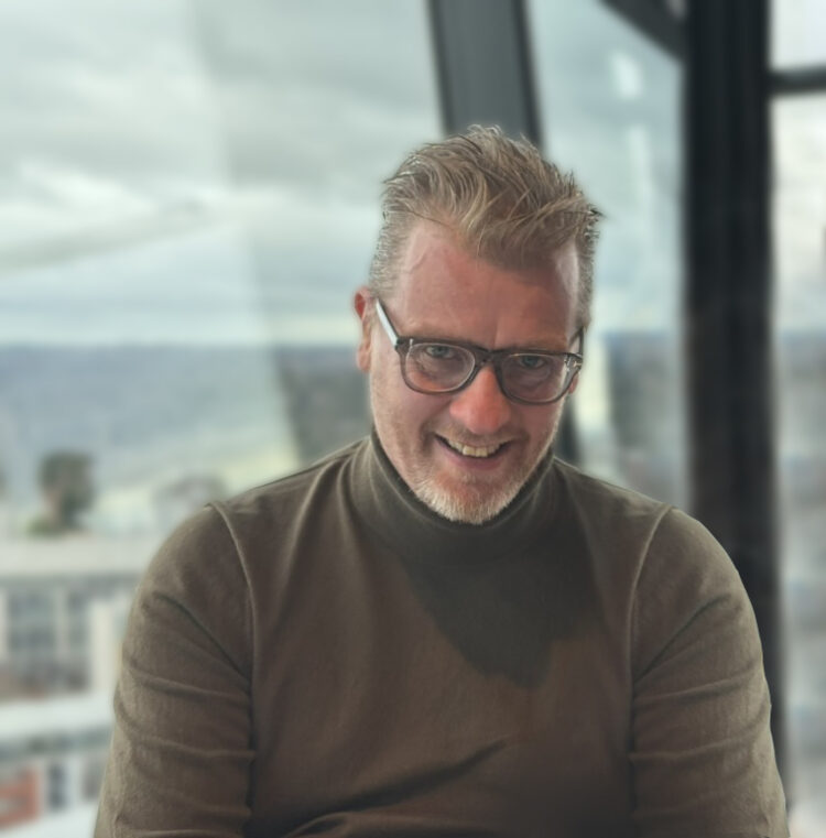 Kerry Burn, 848 Group