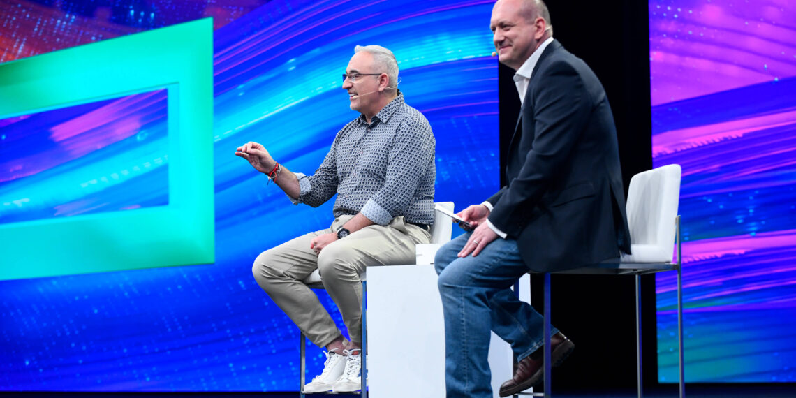 Antonio Neri and Simon Ewington at HP Discover 2024