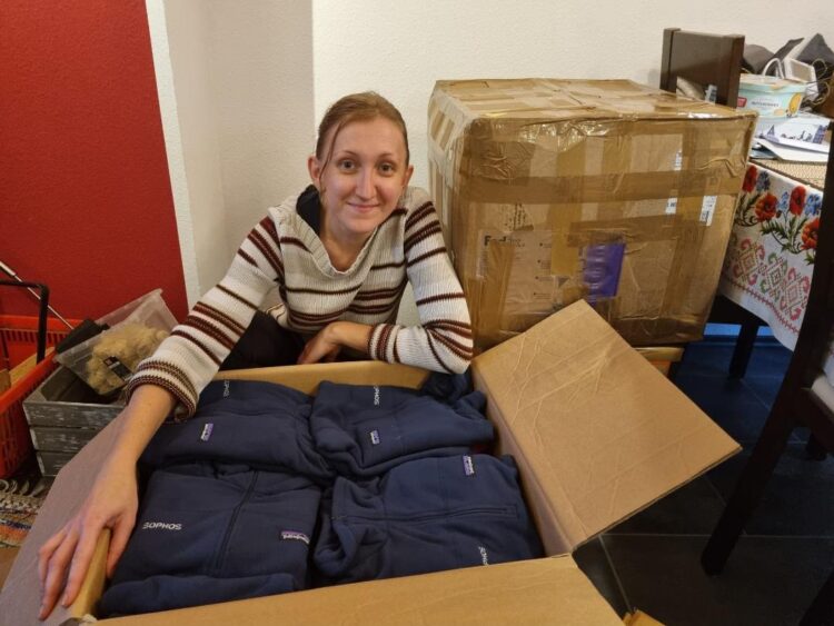 Anna Becker, Sophos