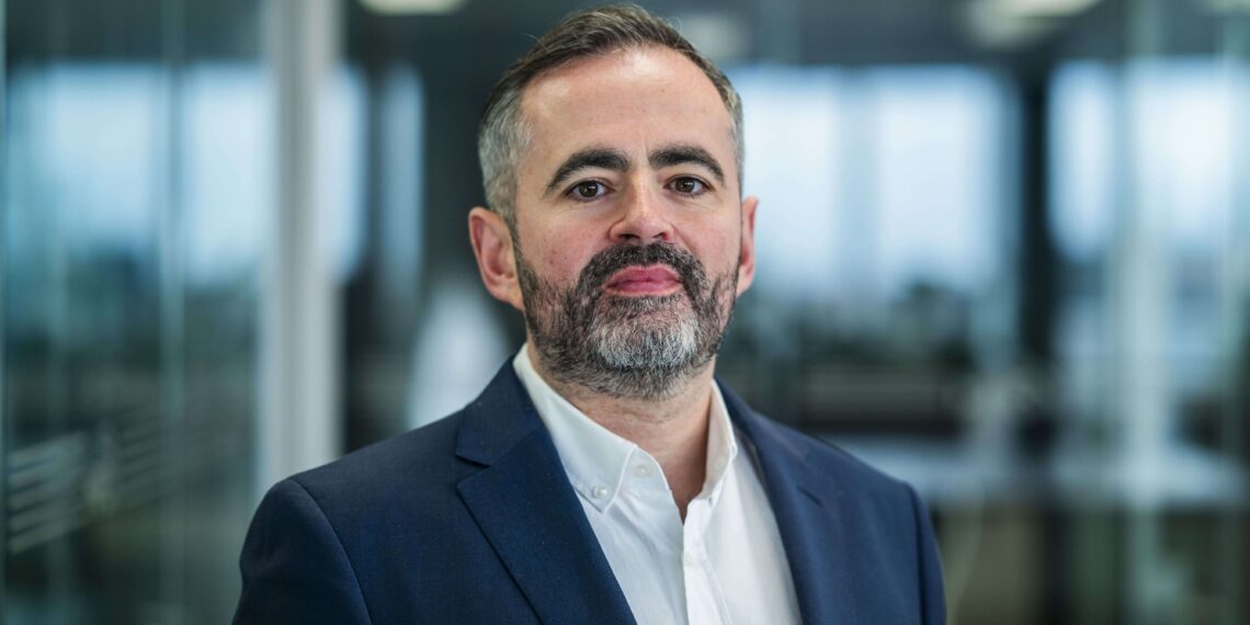 Danny Quinn, DataVita