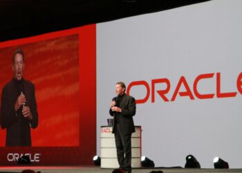 Larry Ellison, Oracle