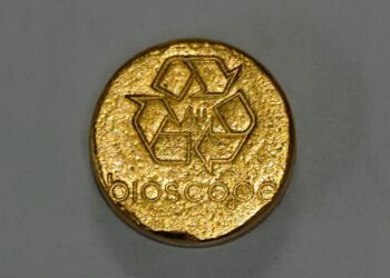 Pure gold coin Bioscope stamped recycled gold