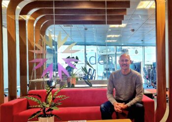 Moto Shakoori, Ideal