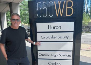 Toby Caton, Kompingo