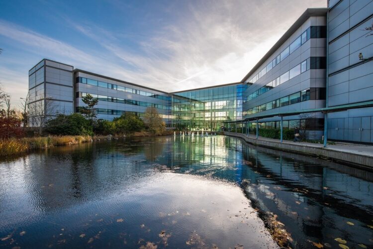 8 magic moments as Mike Norris marks 30 years as Computacenter CEO