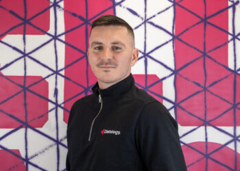 Kobi Hunn, Distology