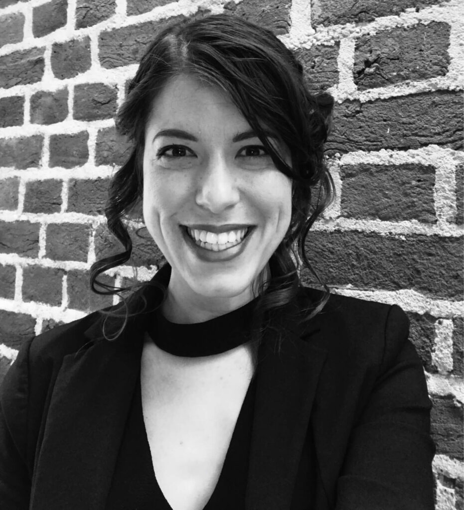 Hayley Knott, Natilik
