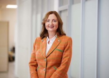 Clare Metcalfe, Phoenix Software NEW