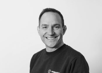 Scott Constable, Vespertec