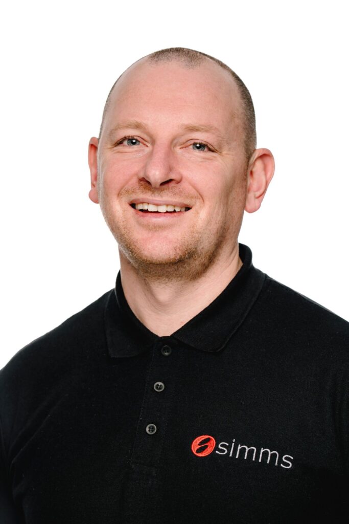 Kevin Howse, Simms