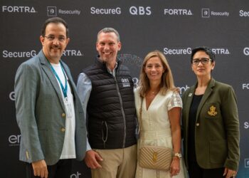 Mo Mobasseri – CEO EMT META, Dave Stevinson – Group CEO QBS Software, Therese Stevinson – Sustainability Officer – QBS Software, Asal Jafari – COO EMT Saudi Arabia