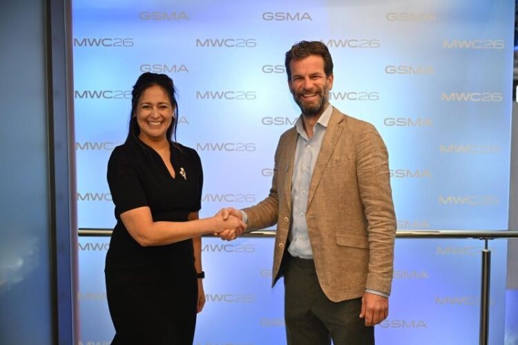 Closing the Loop founder Joost de Kluijver with the GSMA’s Sianne Ryder