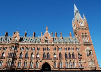 All aboard Claude: Anthropic invests in 800-seat London office