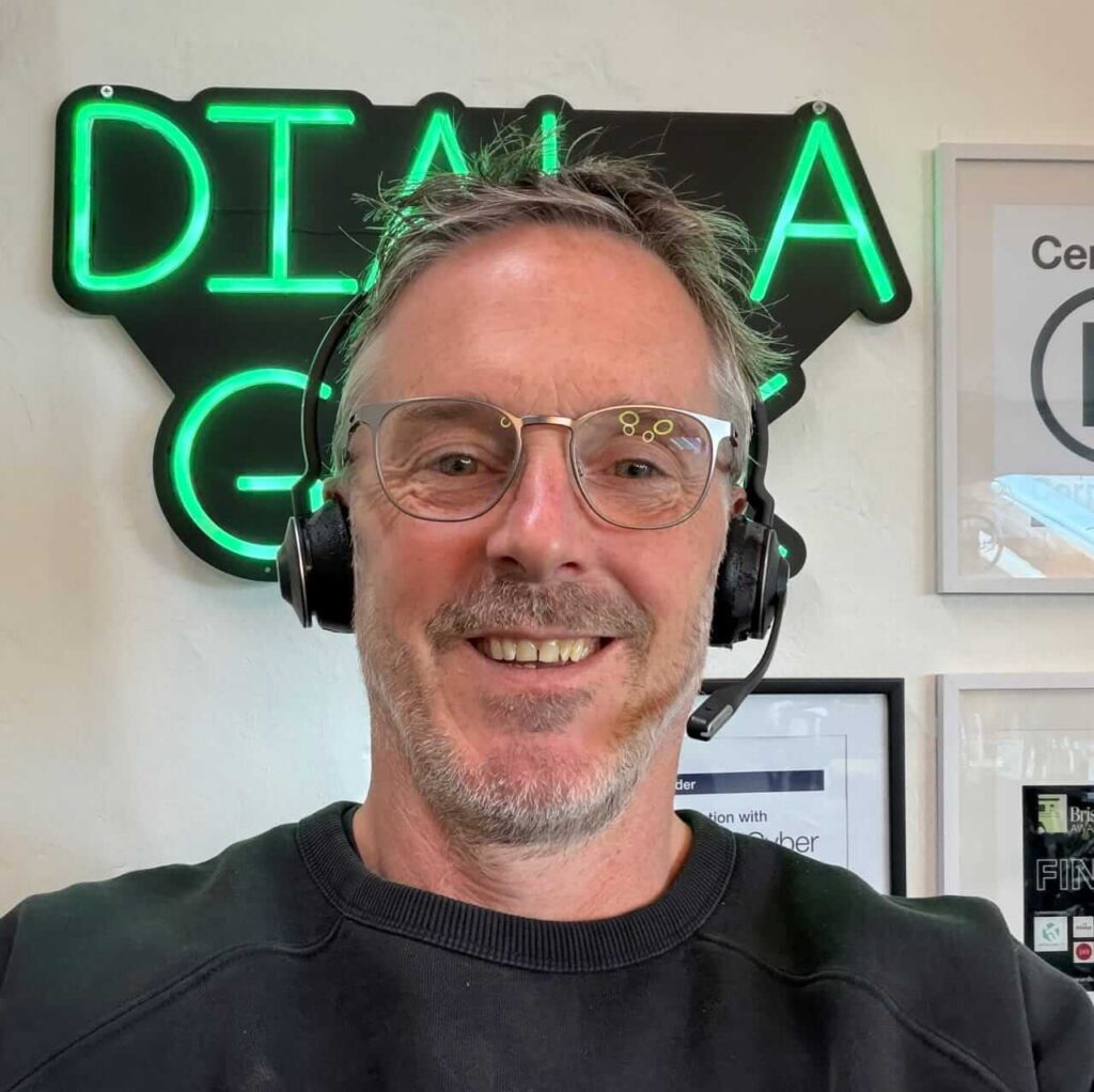 Gildas Jones, Dial A Geek