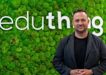 Luke Nicolaou, Eduthing