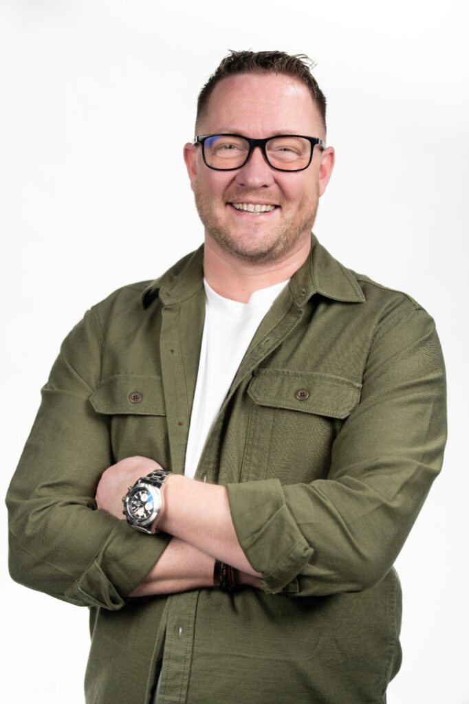 Simon McAlpine, CompareIT